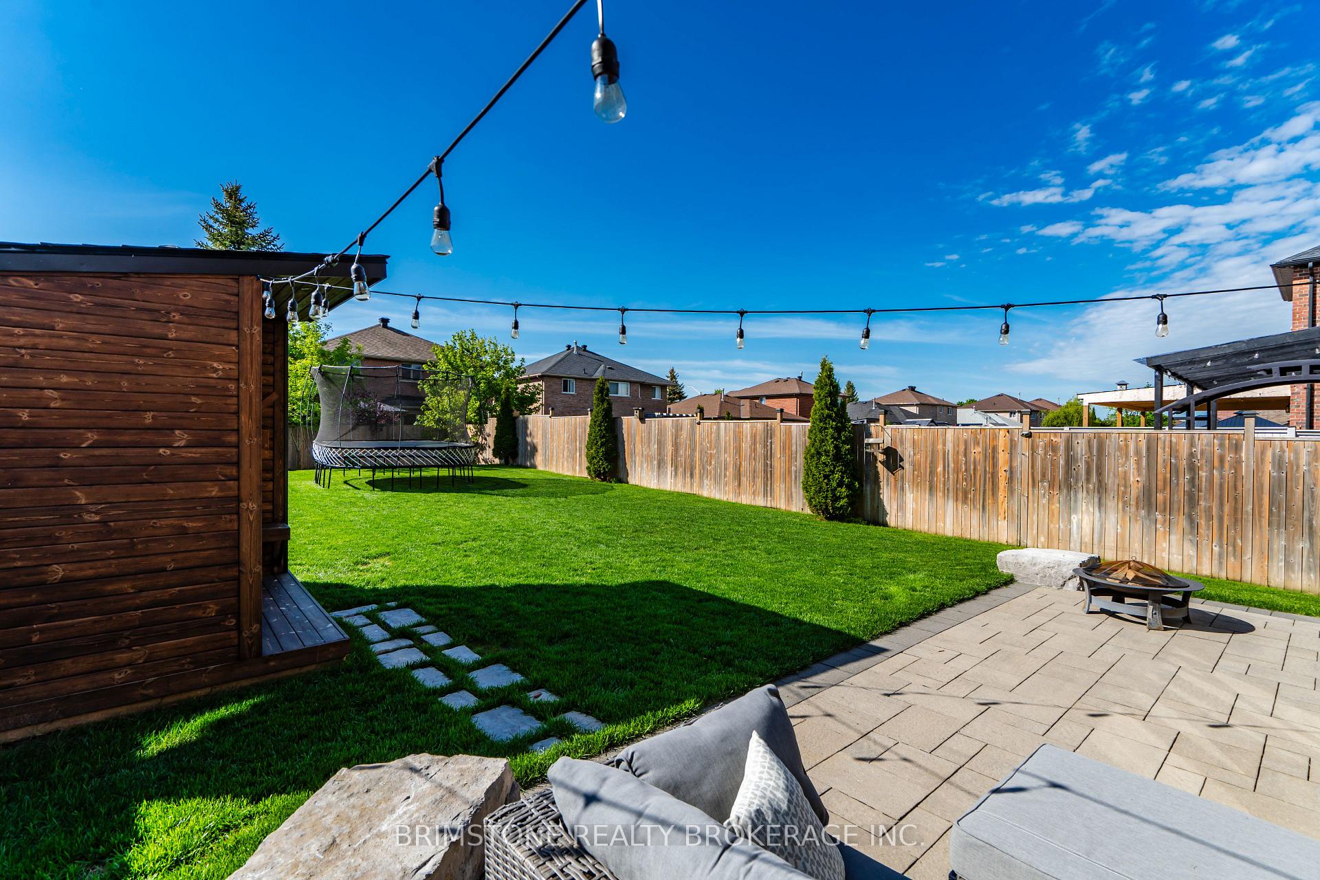 Photo 35 of 15 Lowry Court, Barrie, Edgehill Drive — HOMEH