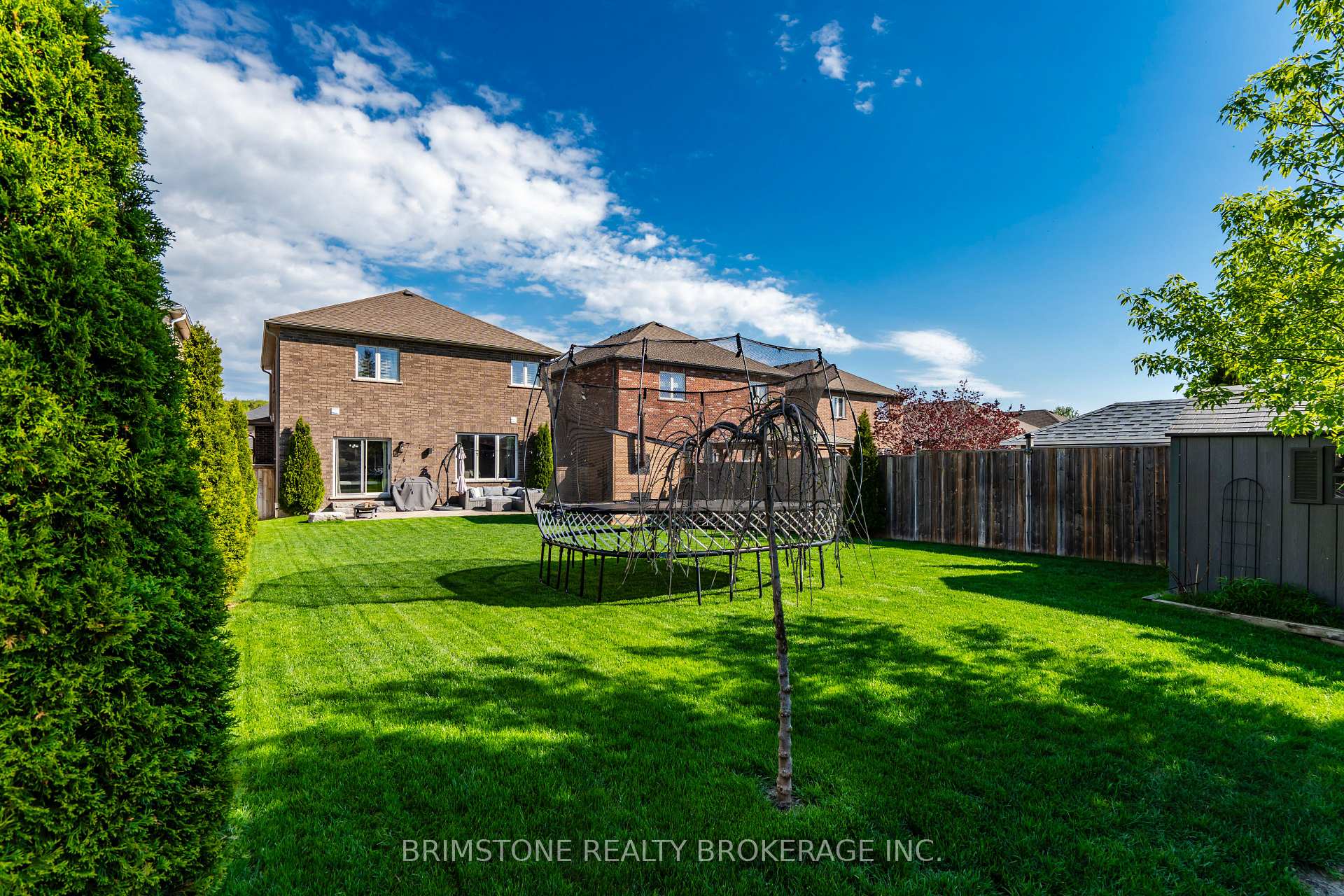 Photo 37 of 15 Lowry Court, Barrie, Edgehill Drive — HOMEH