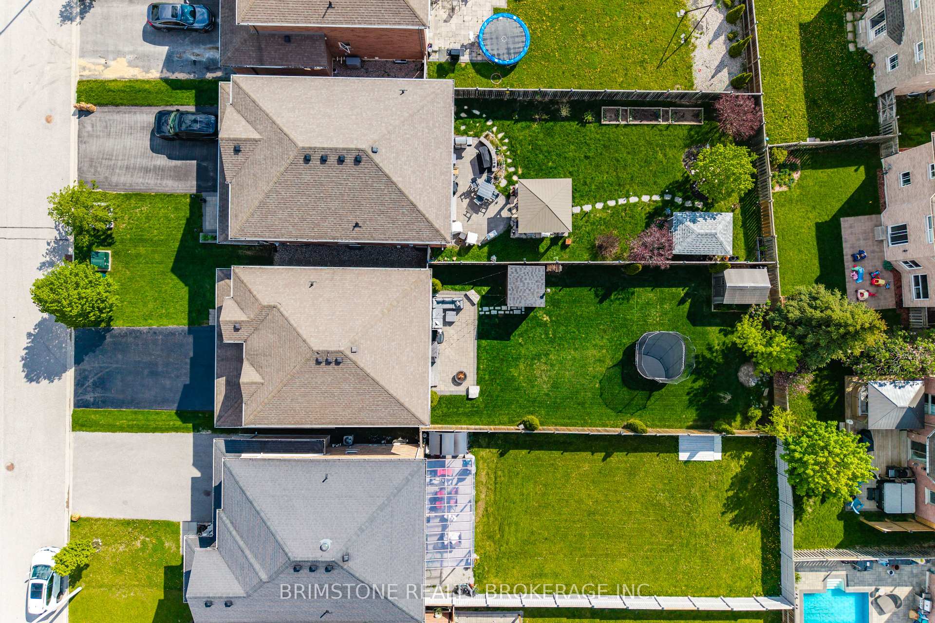 Photo 40 of 15 Lowry Court, Barrie, Edgehill Drive — HOMEH