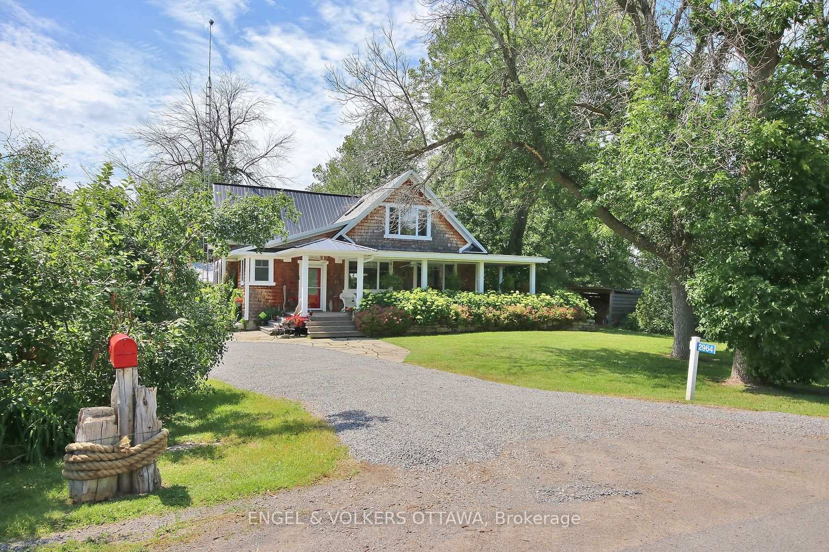 Photo 2 of 2964 9th Line, Beckwith, Beckwith Twp — HOMEH