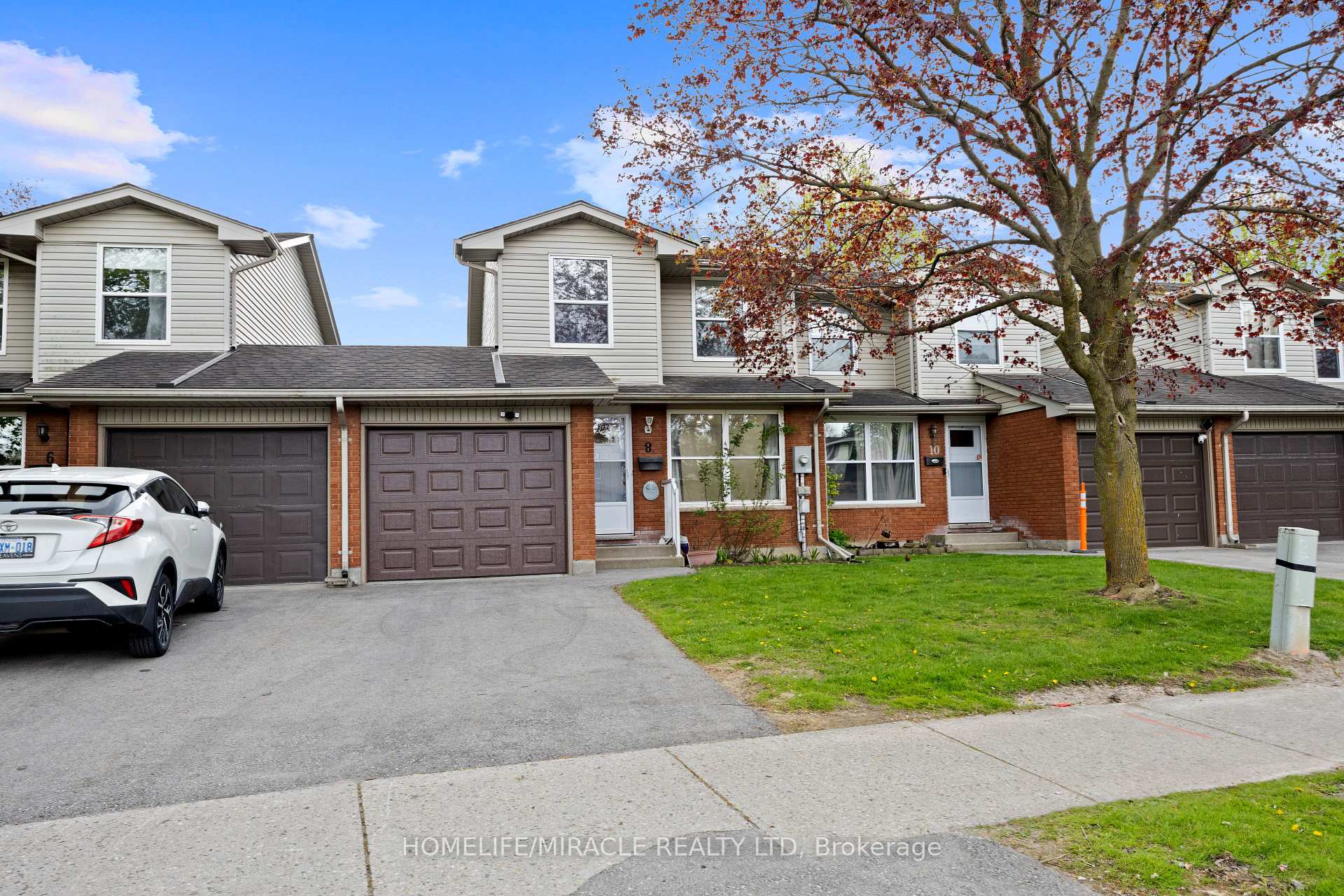 Front of Unit 8, 1250 Jalna Boulevard