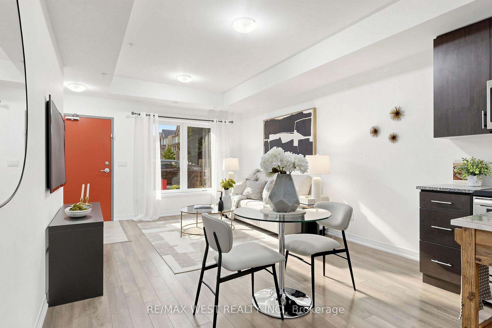 Photo 8 of Unit 404, 2635 William Jackson Drive, Pickering, Duffin Heights — HOMEH