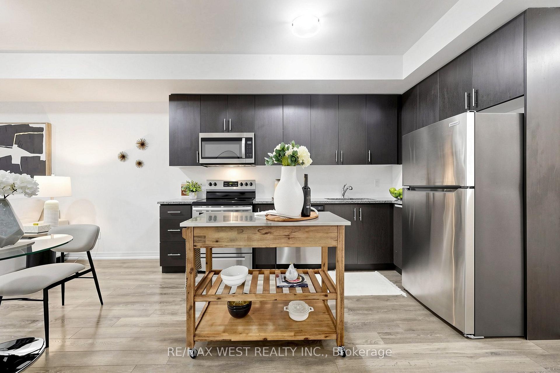 Photo 12 of Unit 404, 2635 William Jackson Drive, Pickering, Duffin Heights — HOMEH
