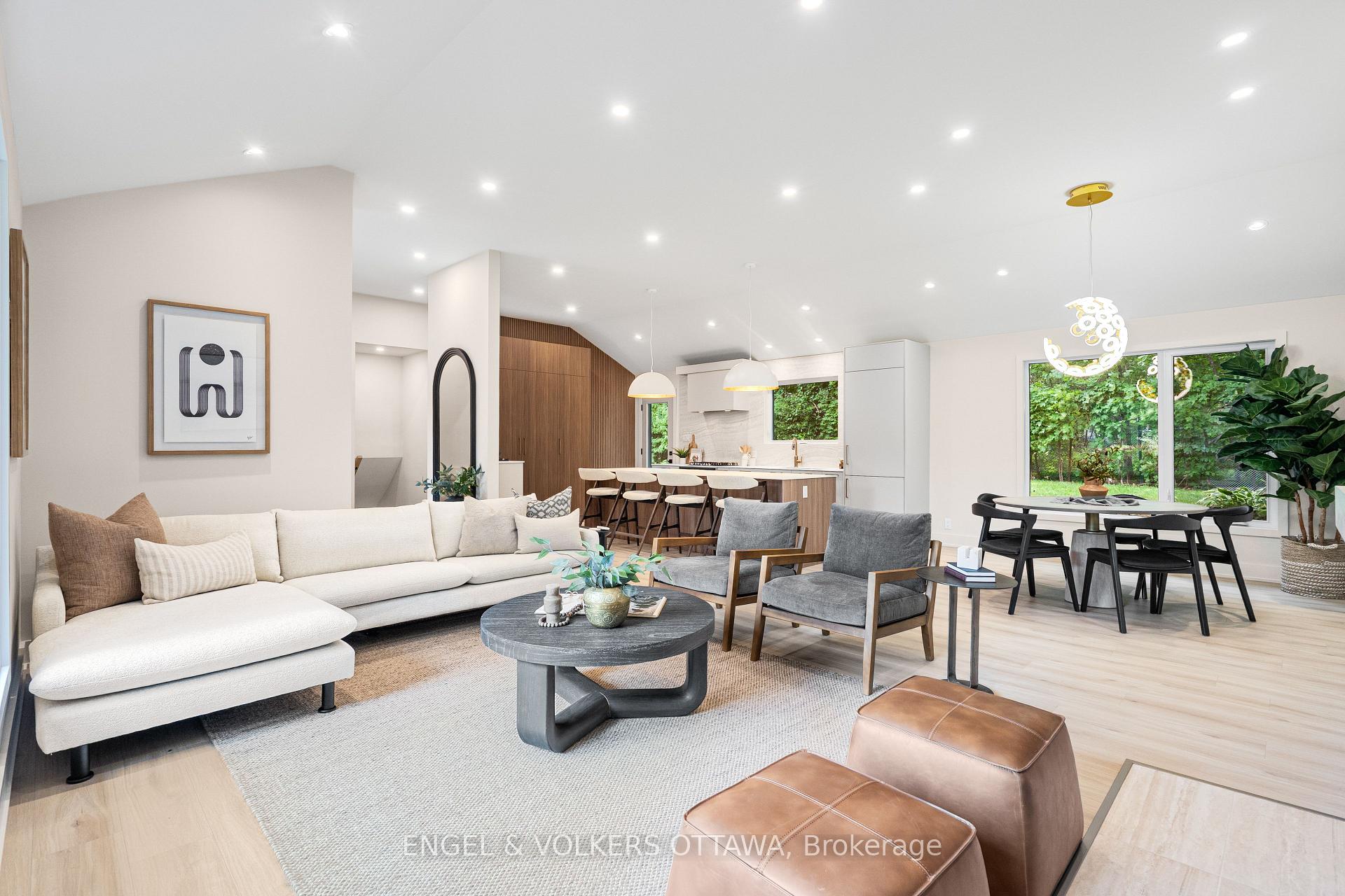 Photo 9 of 1 Amberly Place, Ottawa, Rothwell Heights — HOMEH