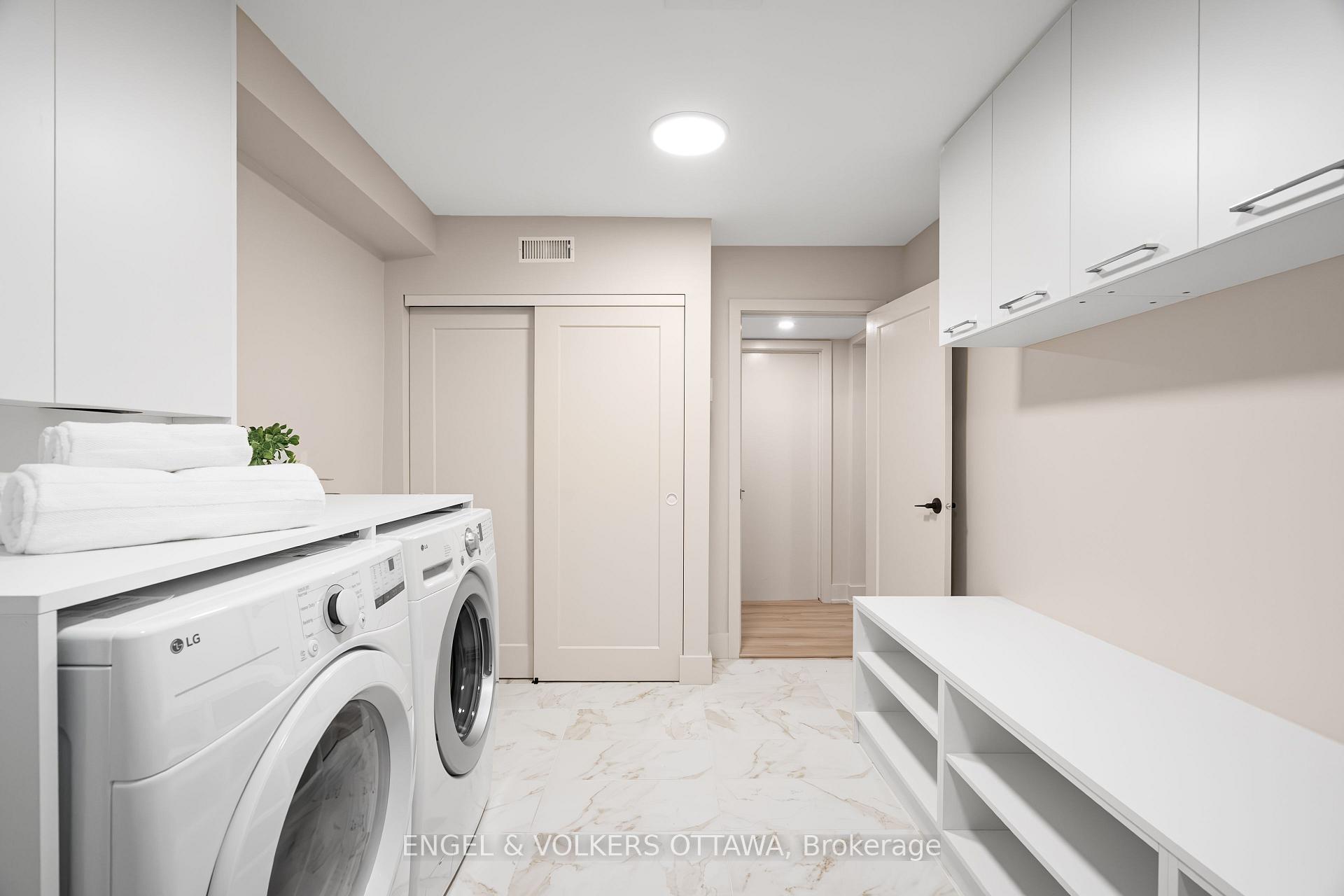 Photo 38 of 1 Amberly Place, Ottawa, Rothwell Heights — HOMEH