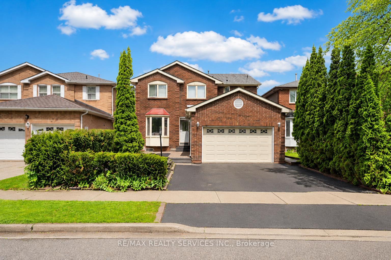 Photo 1 of 14 Conover Court, Brampton, Brampton South — HOMEH