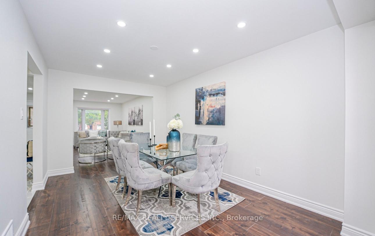 Photo 8 of 14 Conover Court, Brampton, Brampton South — HOMEH