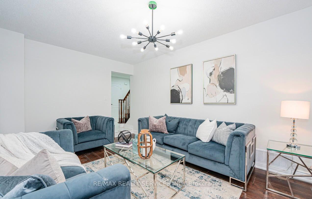 Photo 12 of 14 Conover Court, Brampton, Brampton South — HOMEH