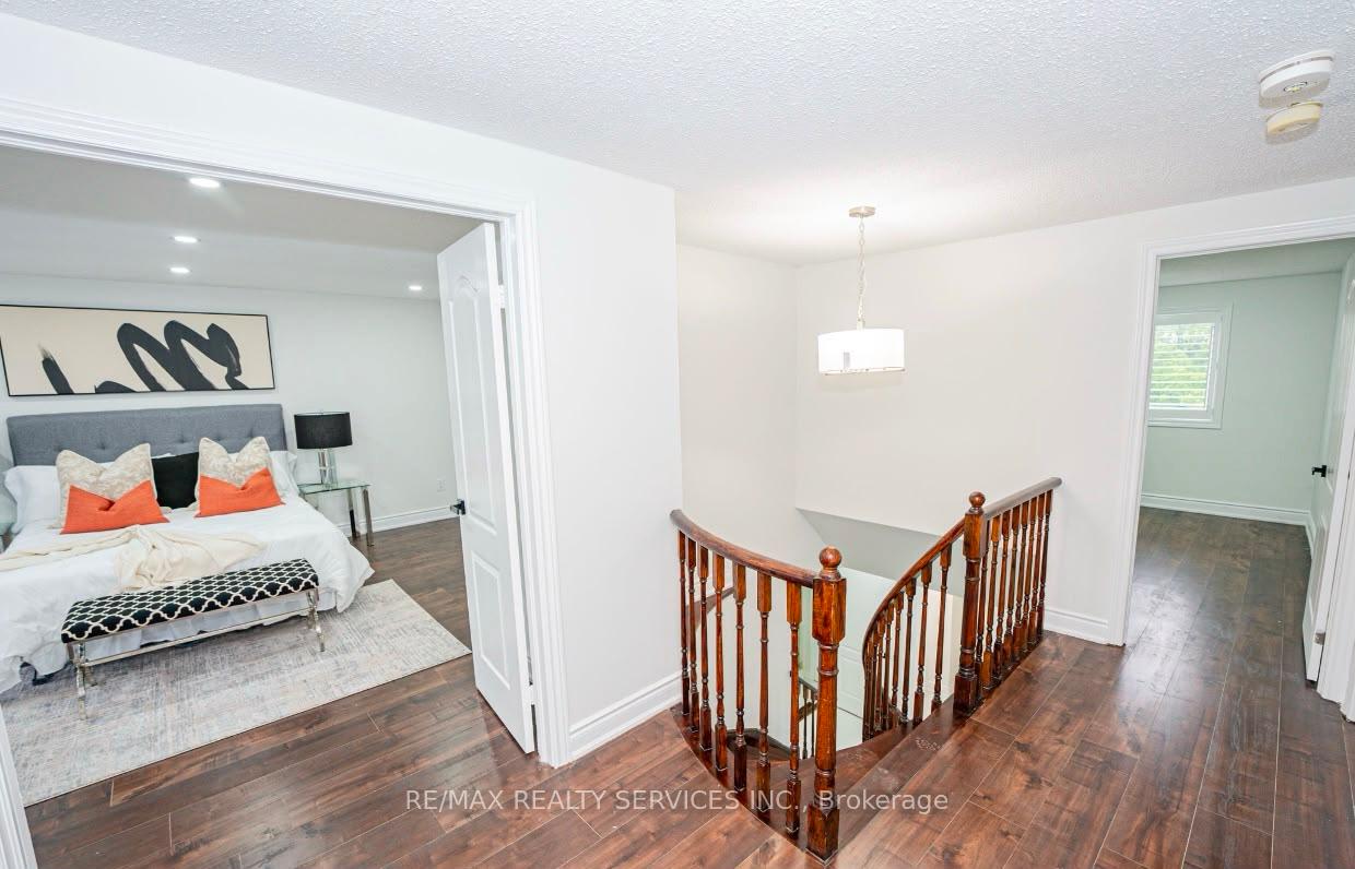 Photo 24 of 14 Conover Court, Brampton, Brampton South — HOMEH