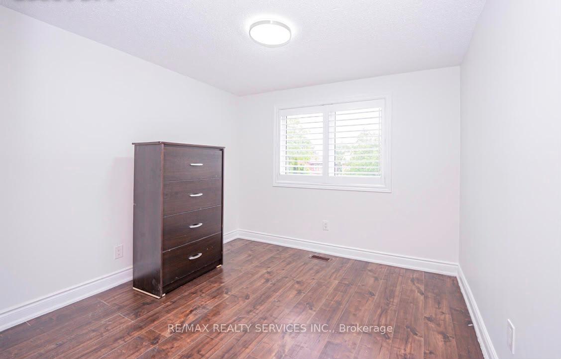Photo 33 of 14 Conover Court, Brampton, Brampton South — HOMEH