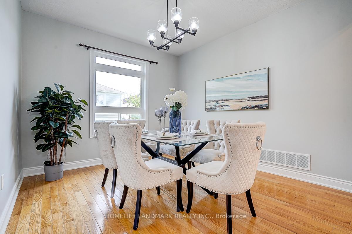 Photo 5 of 110 Winchester Terrace, Barrie, Innis-Shore — HOMEH