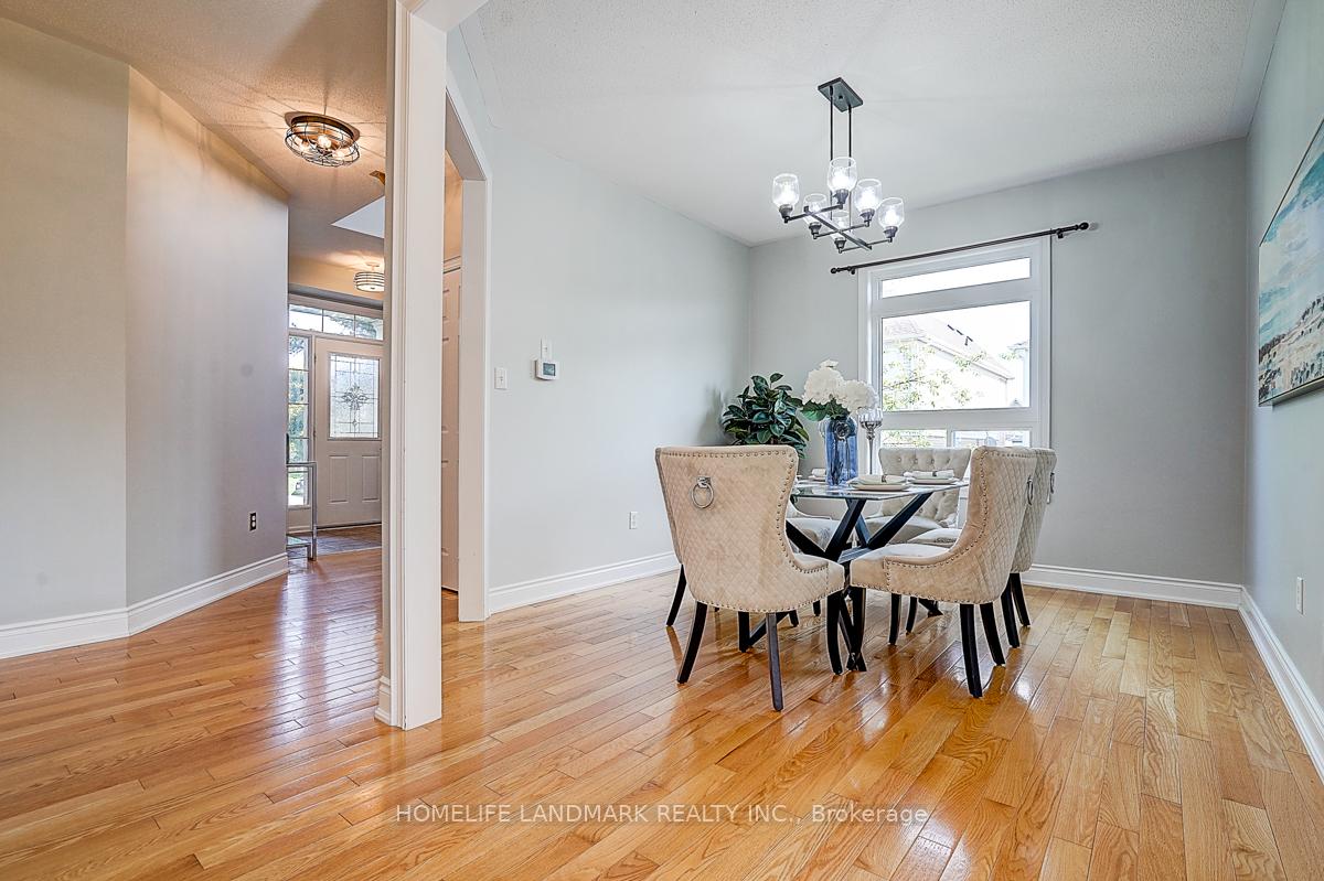 Photo 8 of 110 Winchester Terrace, Barrie, Innis-Shore — HOMEH