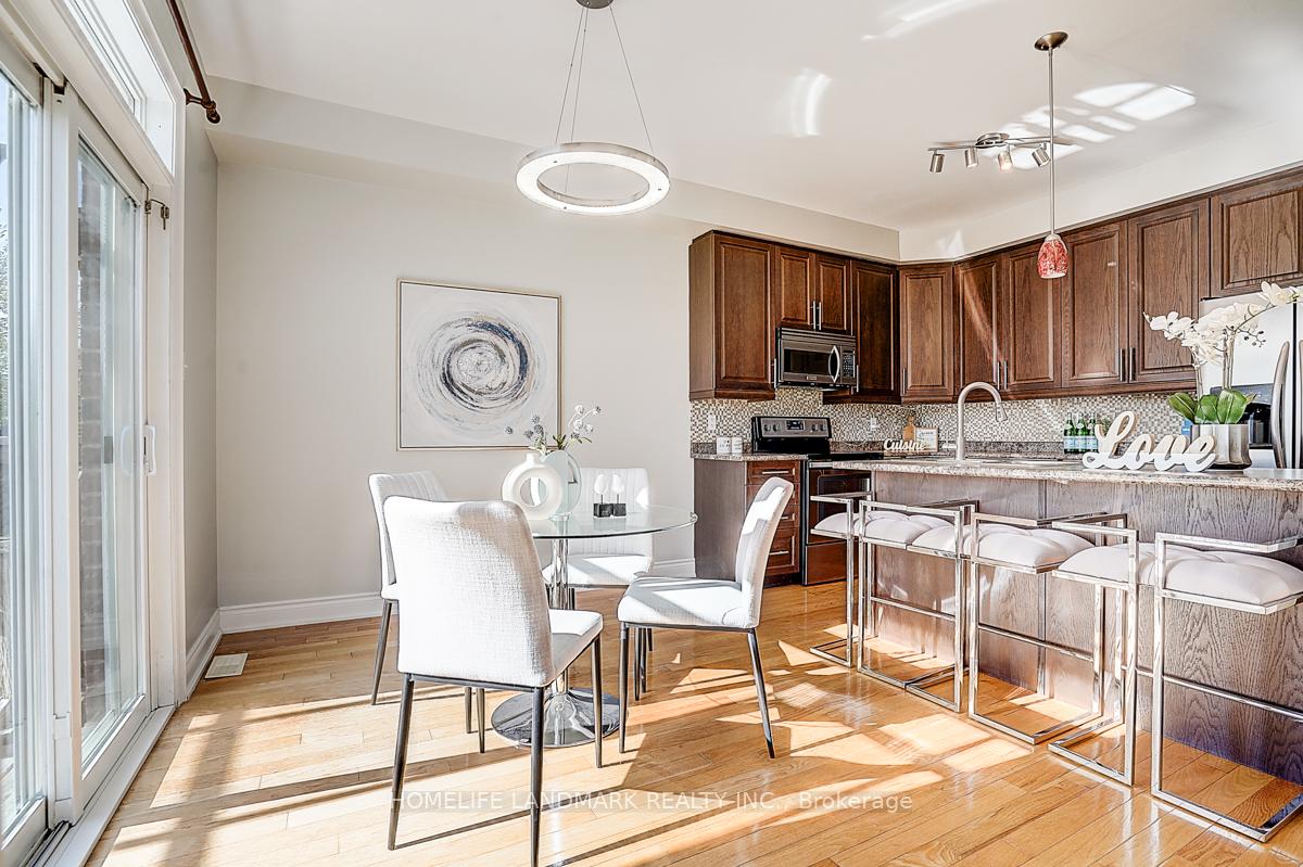 Photo 13 of 110 Winchester Terrace, Barrie, Innis-Shore — HOMEH
