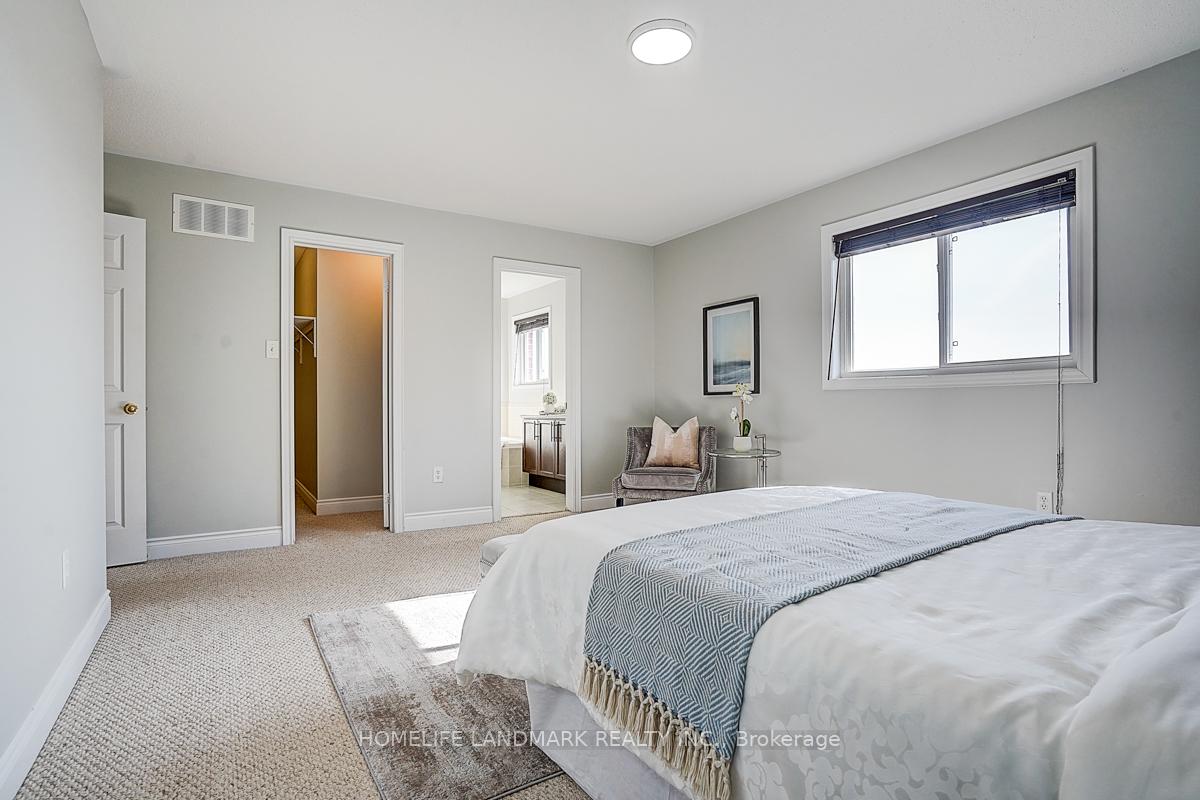 Photo 21 of 110 Winchester Terrace, Barrie, Innis-Shore — HOMEH