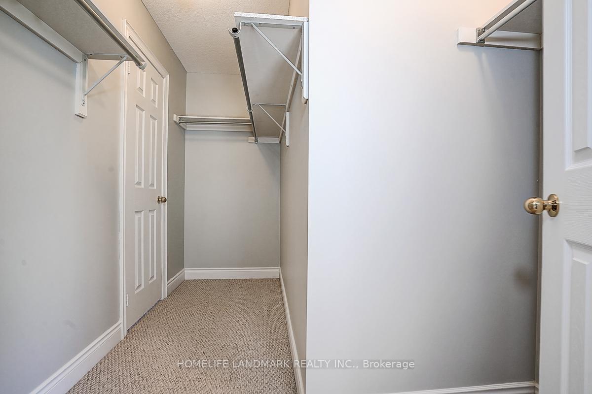 Photo 23 of 110 Winchester Terrace, Barrie, Innis-Shore — HOMEH