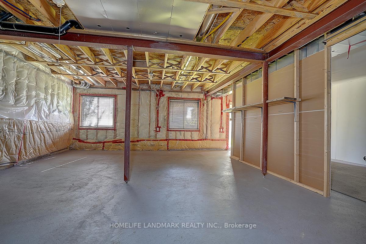Photo 29 of 110 Winchester Terrace, Barrie, Innis-Shore — HOMEH