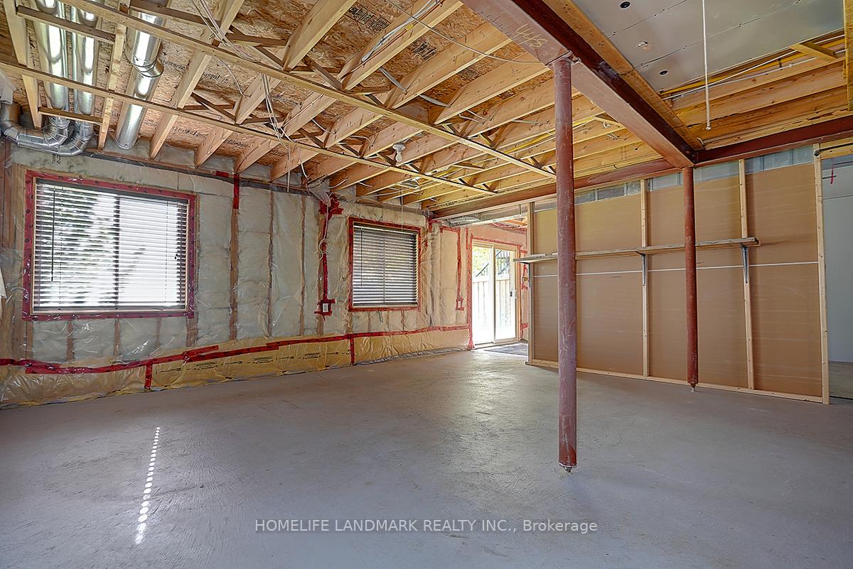 Photo 30 of 110 Winchester Terrace, Barrie, Innis-Shore — HOMEH