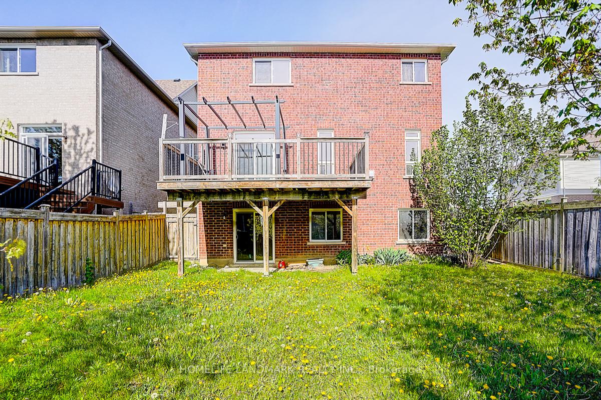 Photo 32 of 110 Winchester Terrace, Barrie, Innis-Shore — HOMEH