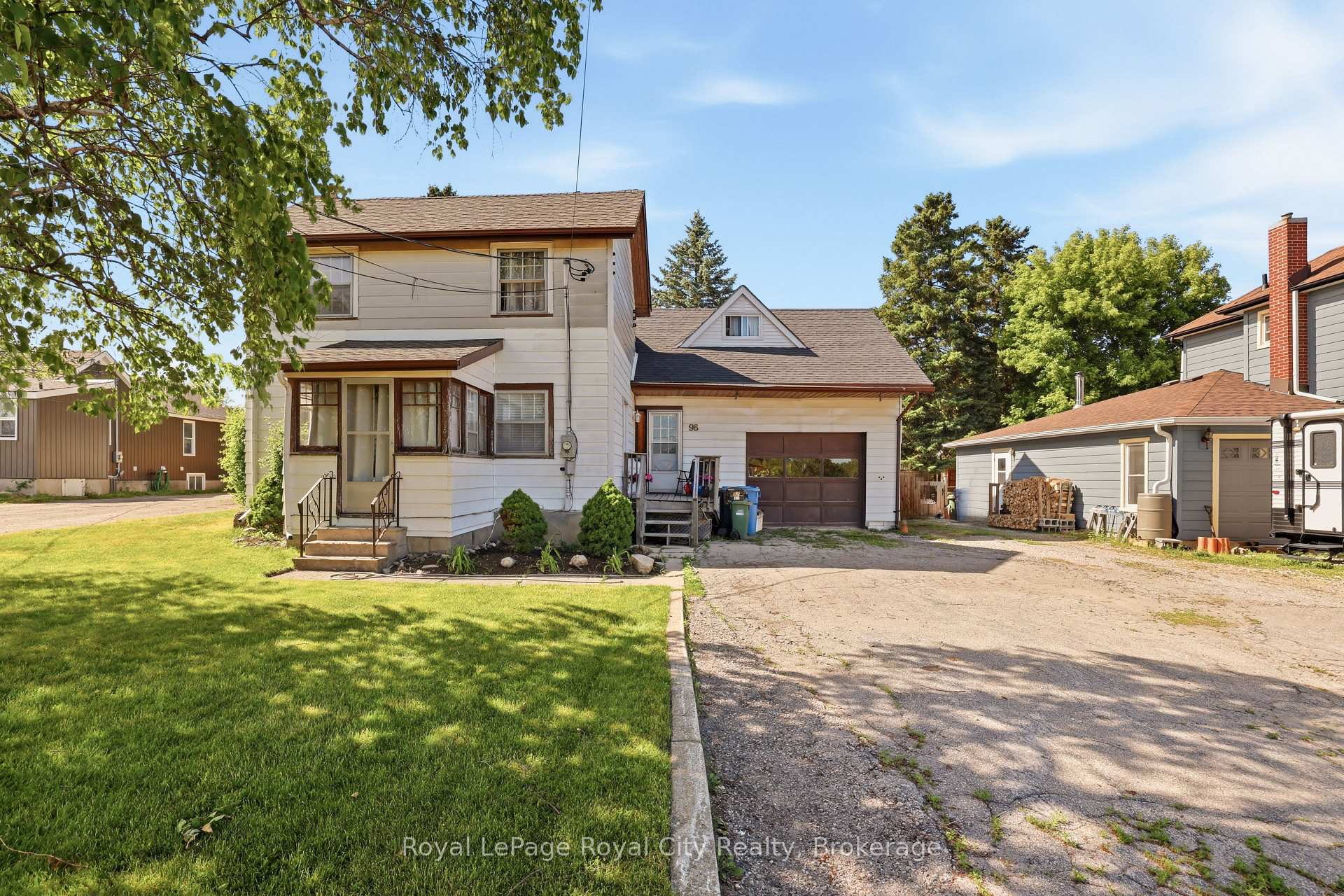 Photo 2 of 96 Beaumont Crescent, Guelph, Grange Road — HOMEH