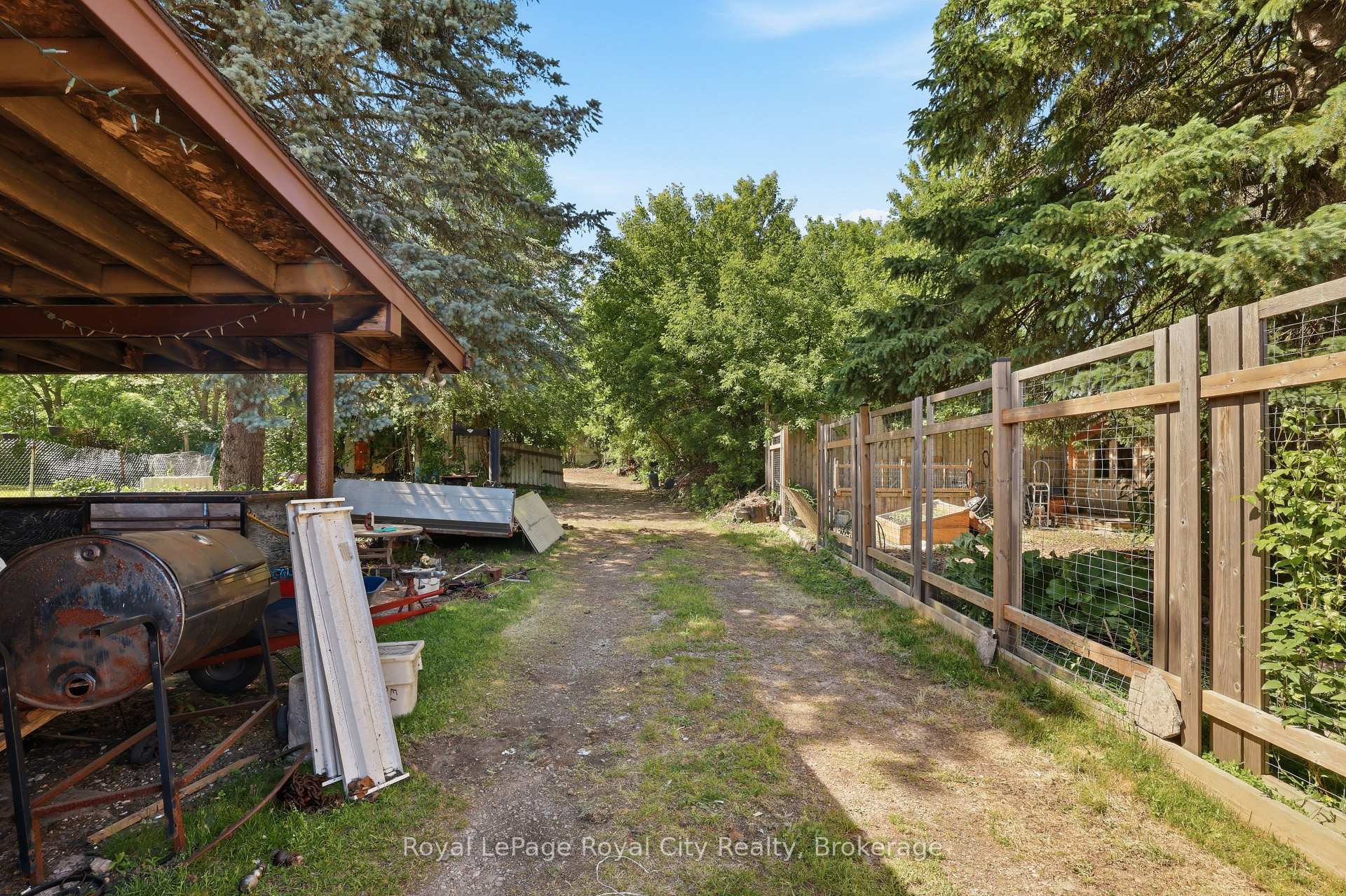 Photo 3 of 96 Beaumont Crescent, Guelph, Grange Road — HOMEH