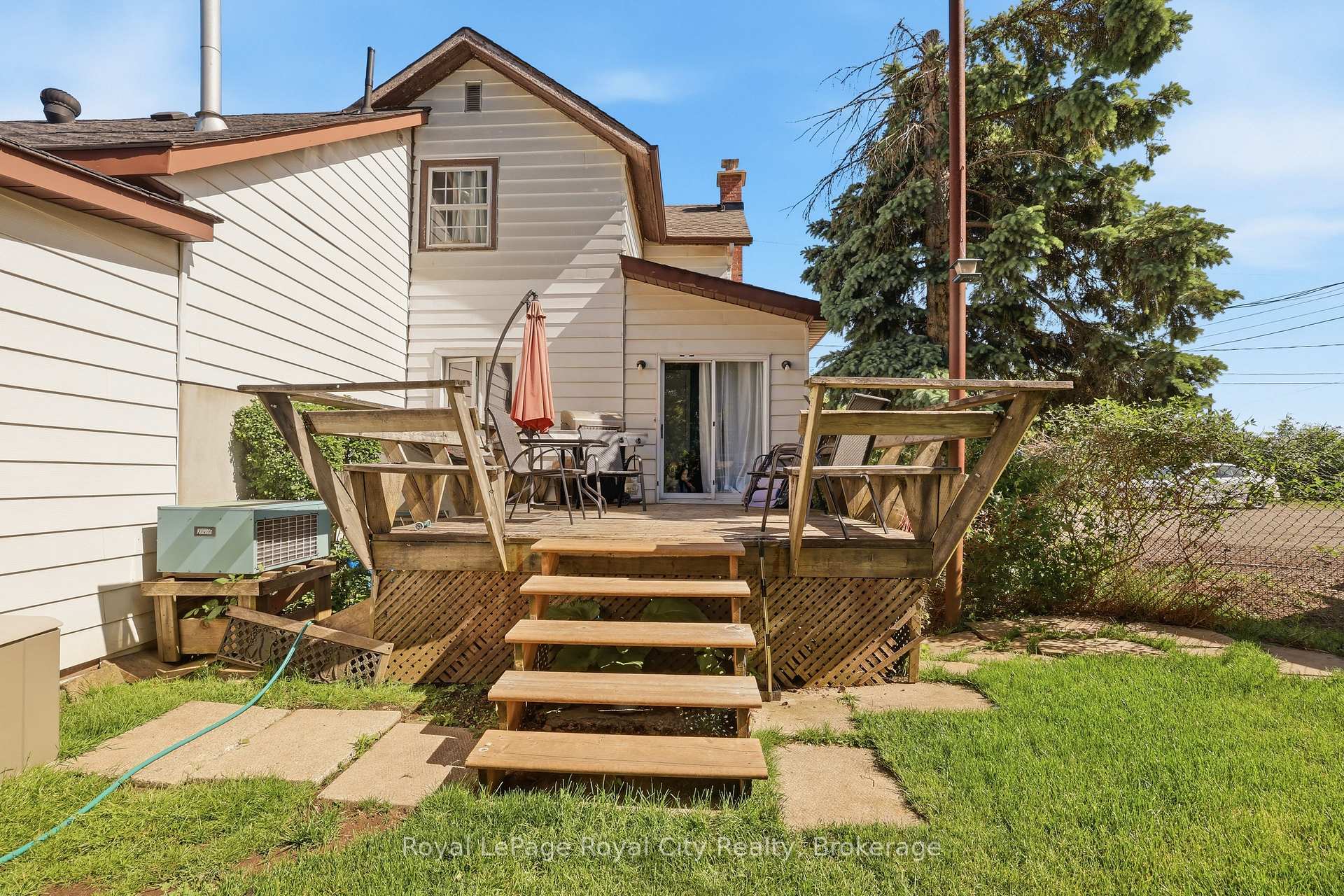 Photo 11 of 96 Beaumont Crescent, Guelph, Grange Road — HOMEH