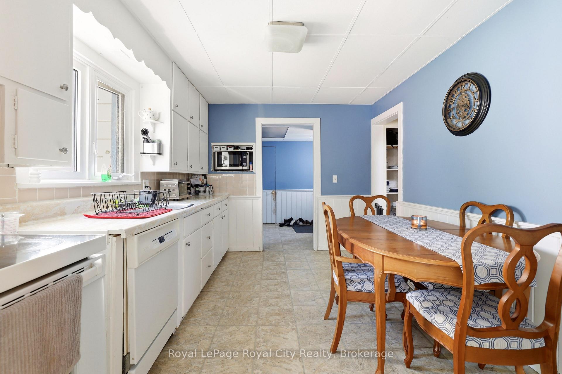 Photo 13 of 96 Beaumont Crescent, Guelph, Grange Road — HOMEH