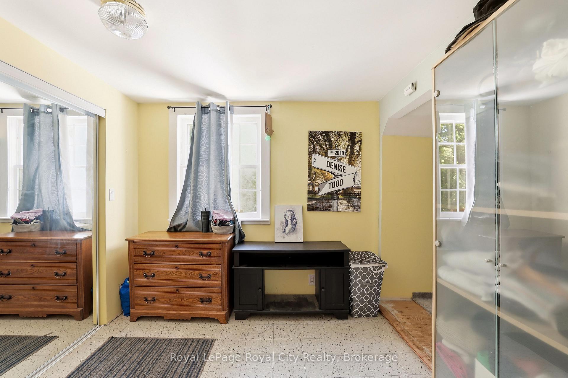 Photo 24 of 96 Beaumont Crescent, Guelph, Grange Road — HOMEH