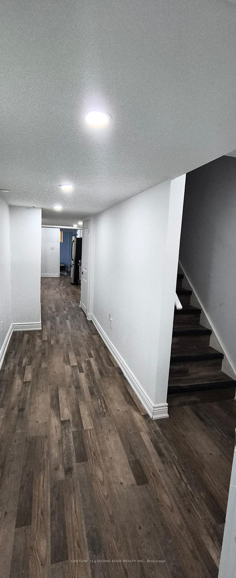 Photo 3 of 203 Hayrake Street, Brampton, Snelgrove — HOMEH