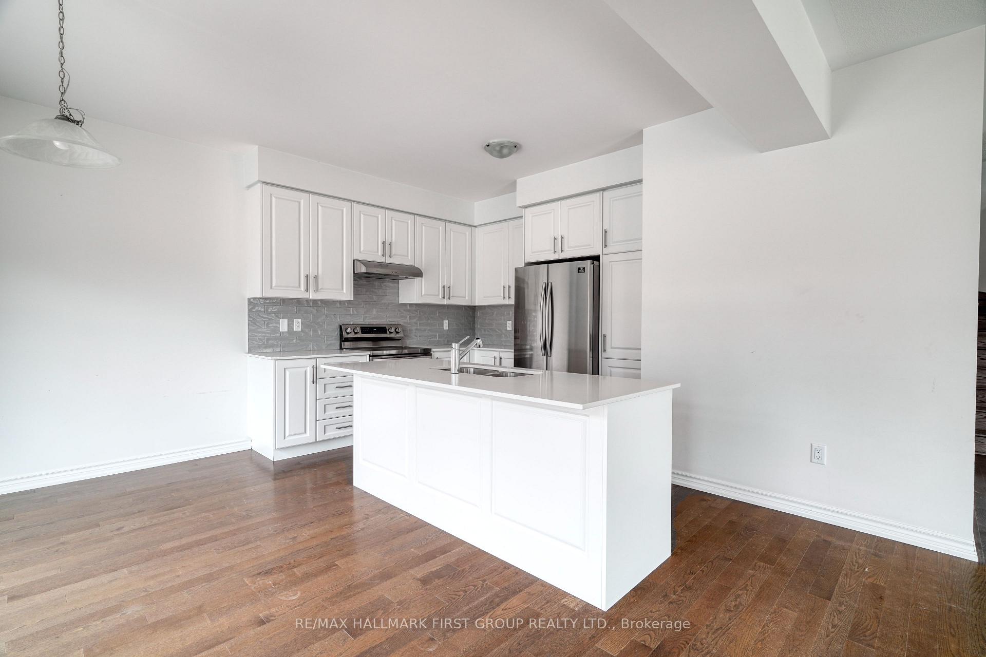Photo 5 of 86 Maskell Crescent, Whitby, Rural Whitby — HOMEH