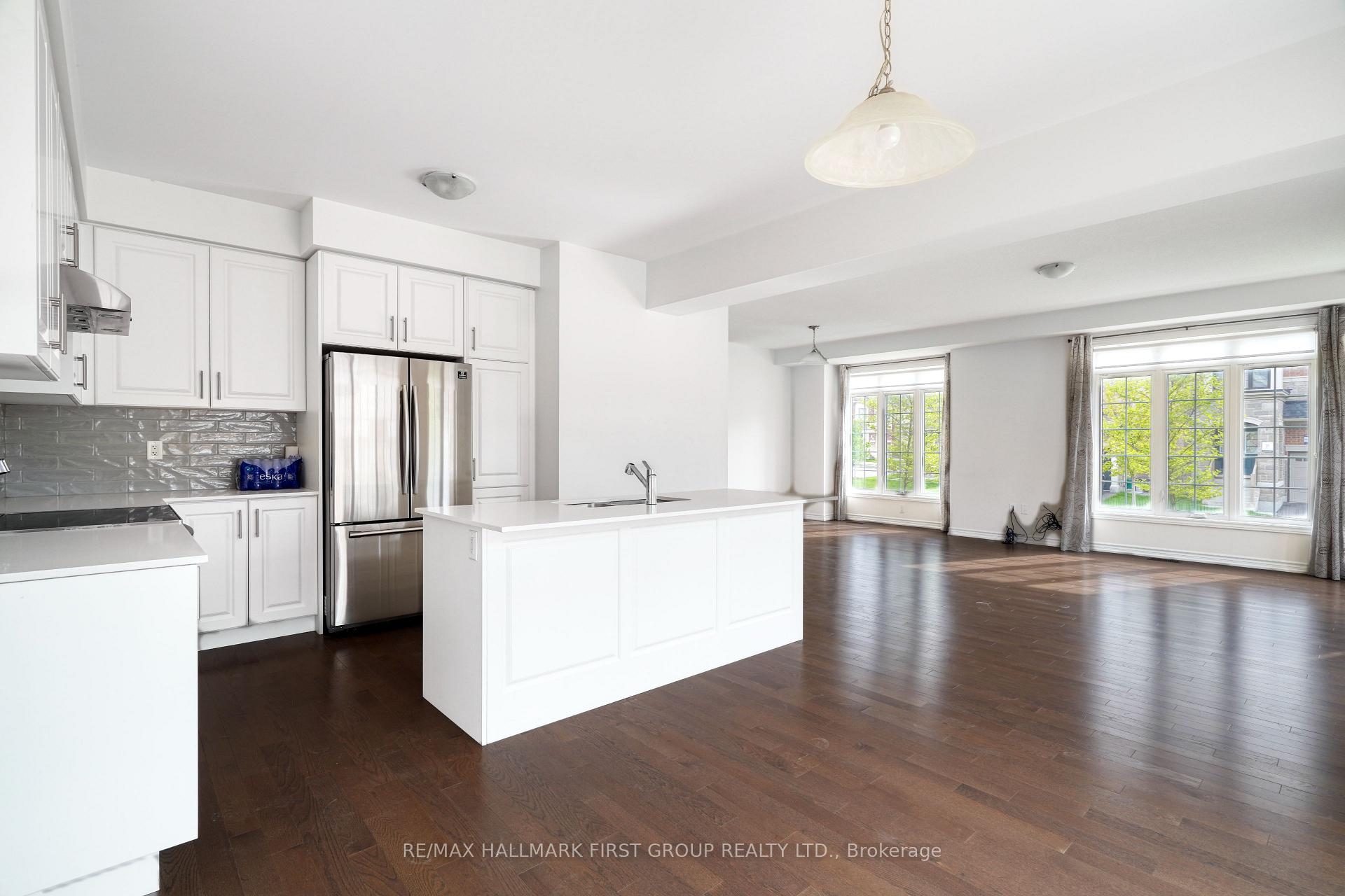 Photo 6 of 86 Maskell Crescent, Whitby, Rural Whitby — HOMEH