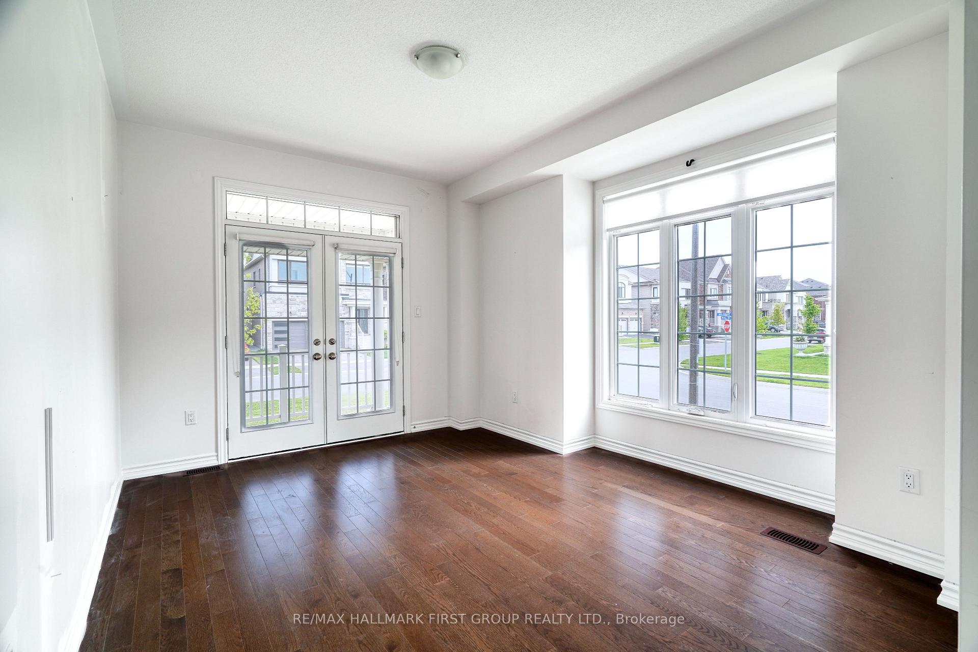 Photo 10 of 86 Maskell Crescent, Whitby, Rural Whitby — HOMEH