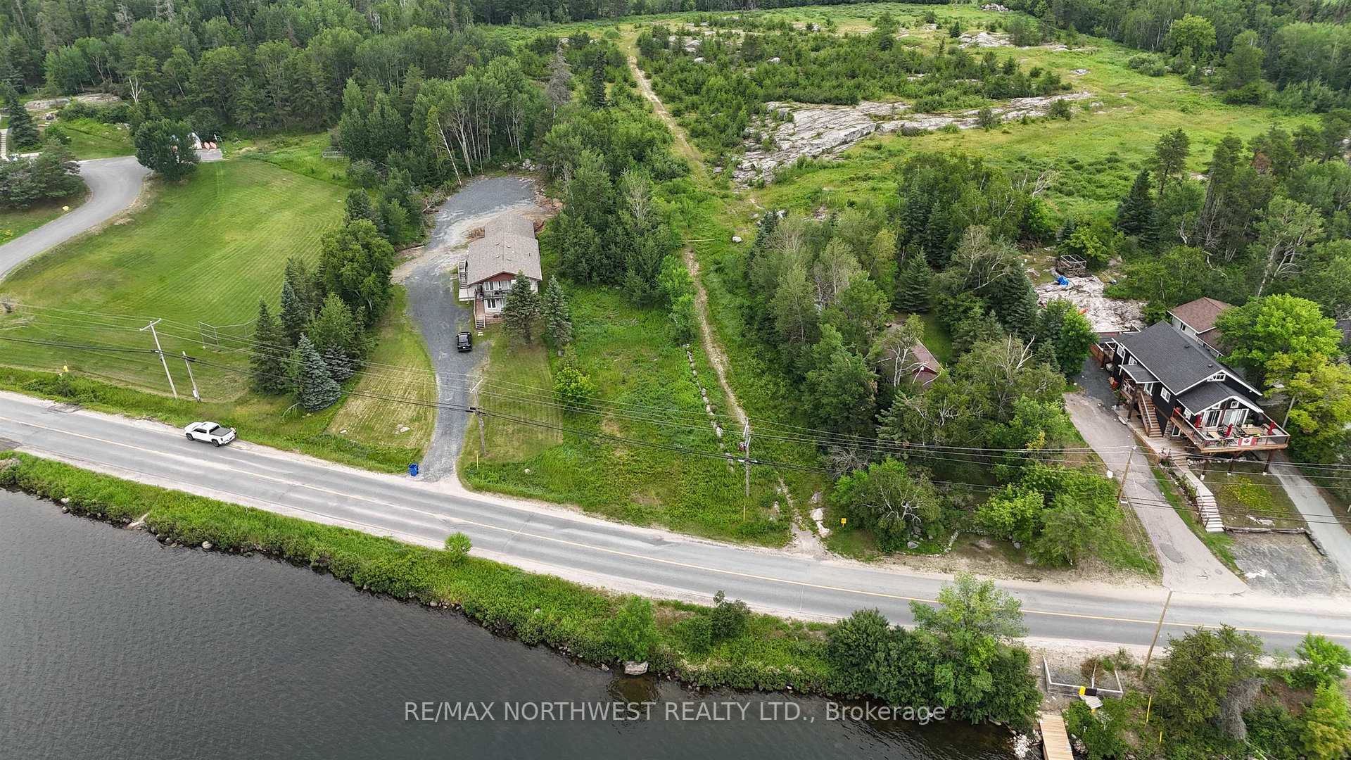 Photo 5 of 442 Rabbit Lake Road, Kenora, Rabbit Lake — HOMEH