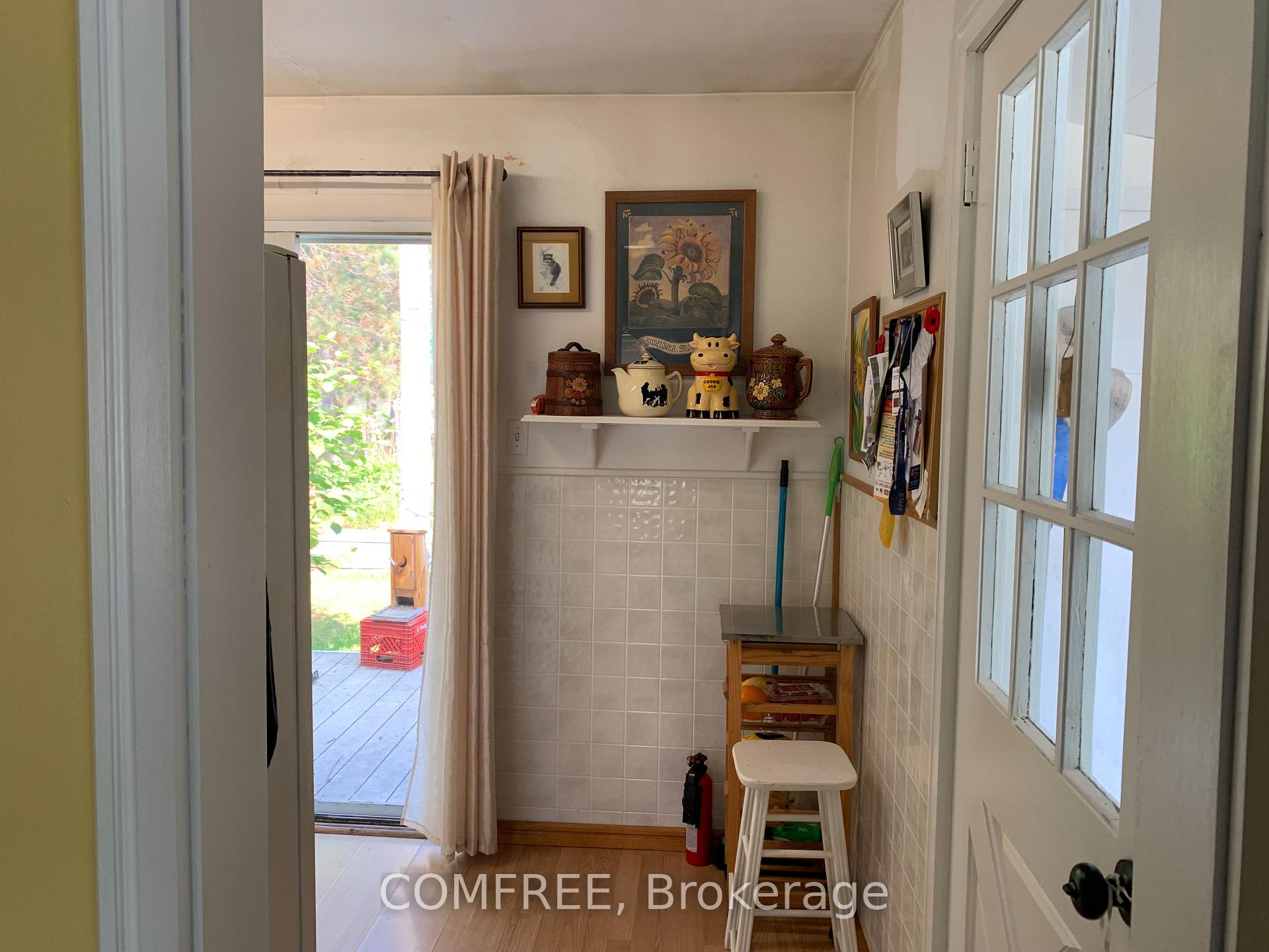 Photo 3 of 39 Lake Street, South Algonquin — HOMEH