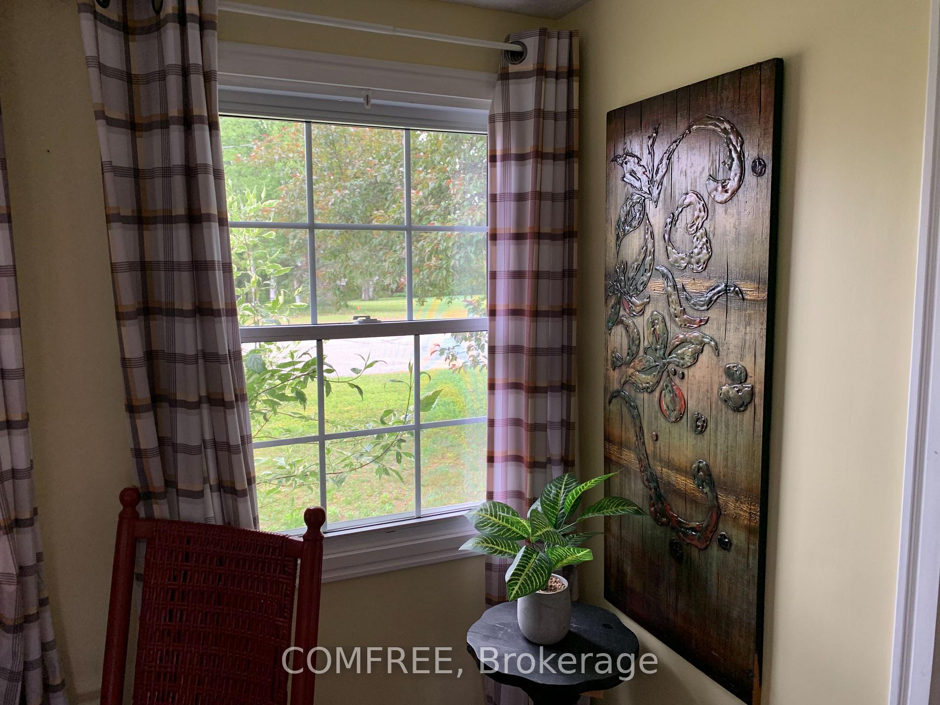 Photo 12 of 39 Lake Street, South Algonquin — HOMEH