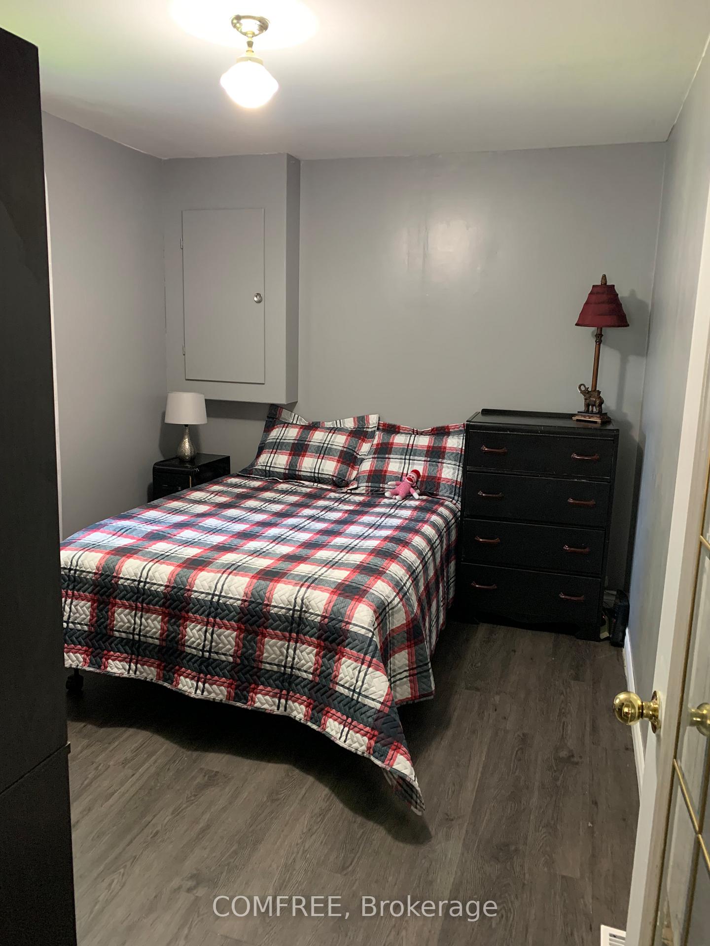 Photo 15 of 39 Lake Street, South Algonquin — HOMEH