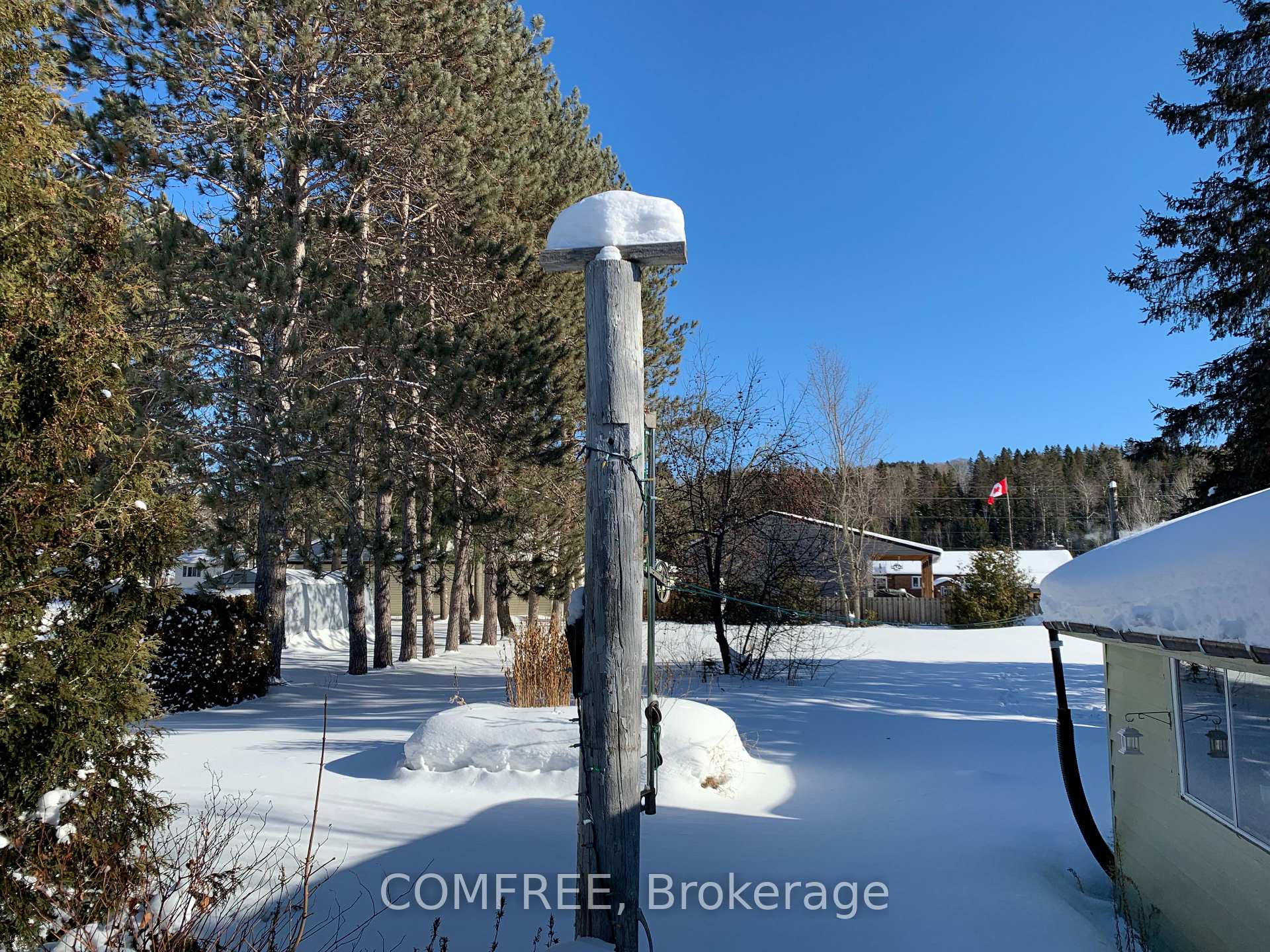 Photo 22 of 39 Lake Street, South Algonquin — HOMEH