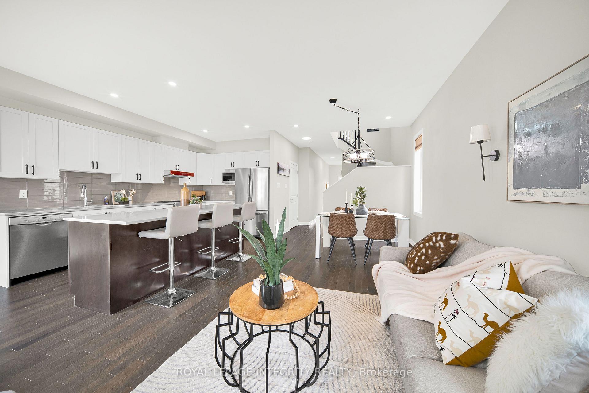 Photo 18 of 185 Bending Way, Ottawa, Barrhaven - Hearts Desire — HOMEH