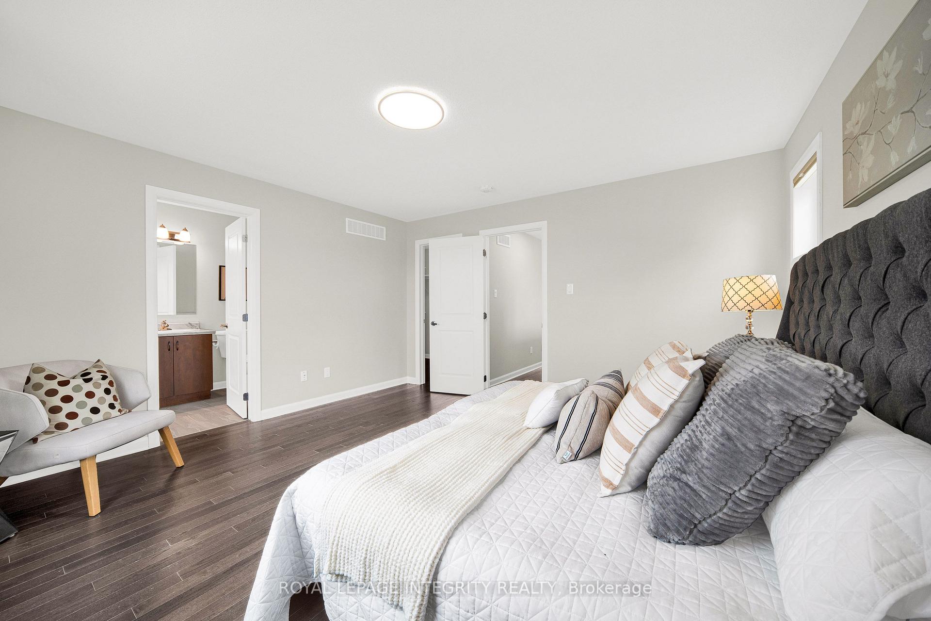 Photo 23 of 185 Bending Way, Ottawa, Barrhaven - Hearts Desire — HOMEH
