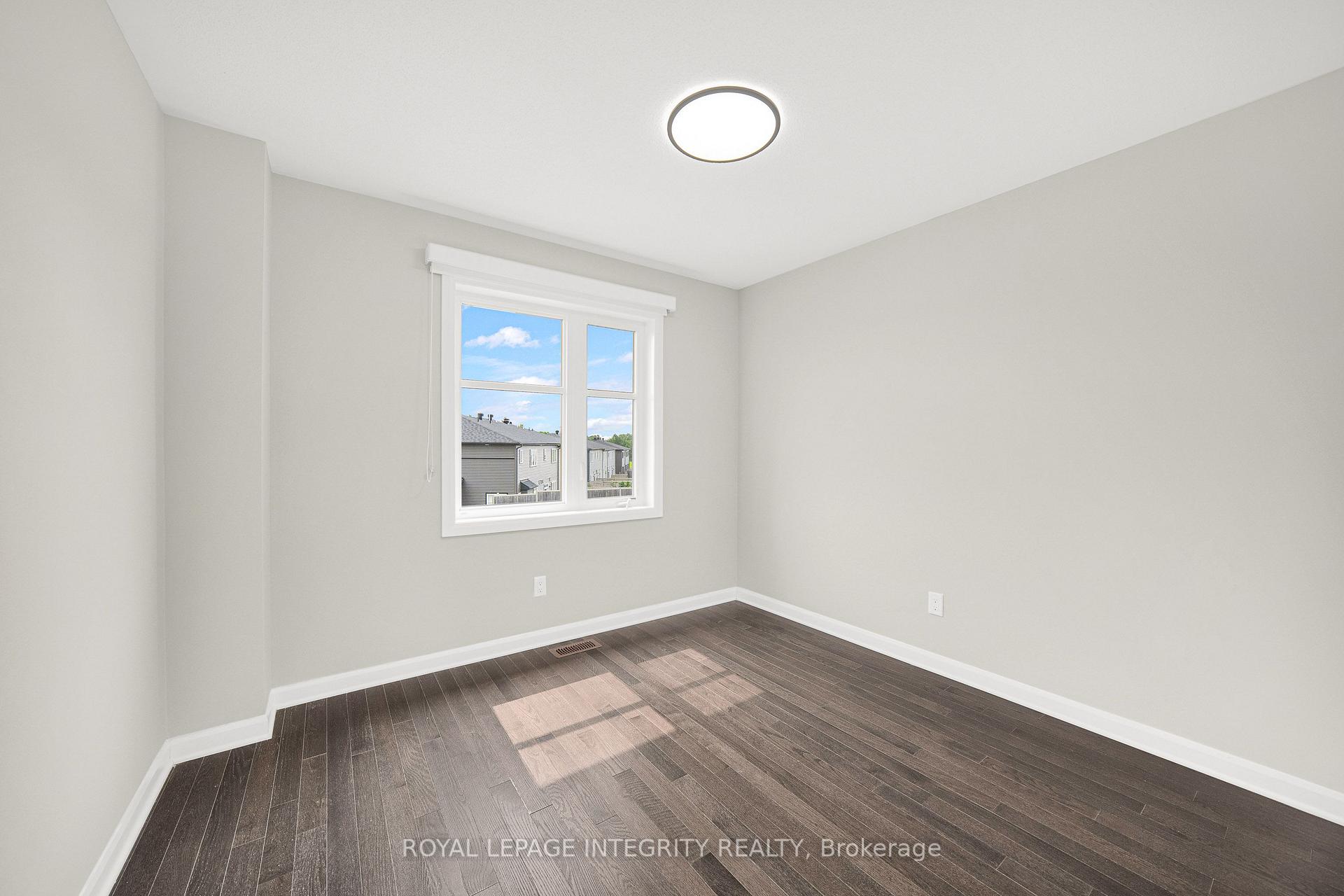Photo 29 of 185 Bending Way, Ottawa, Barrhaven - Hearts Desire — HOMEH