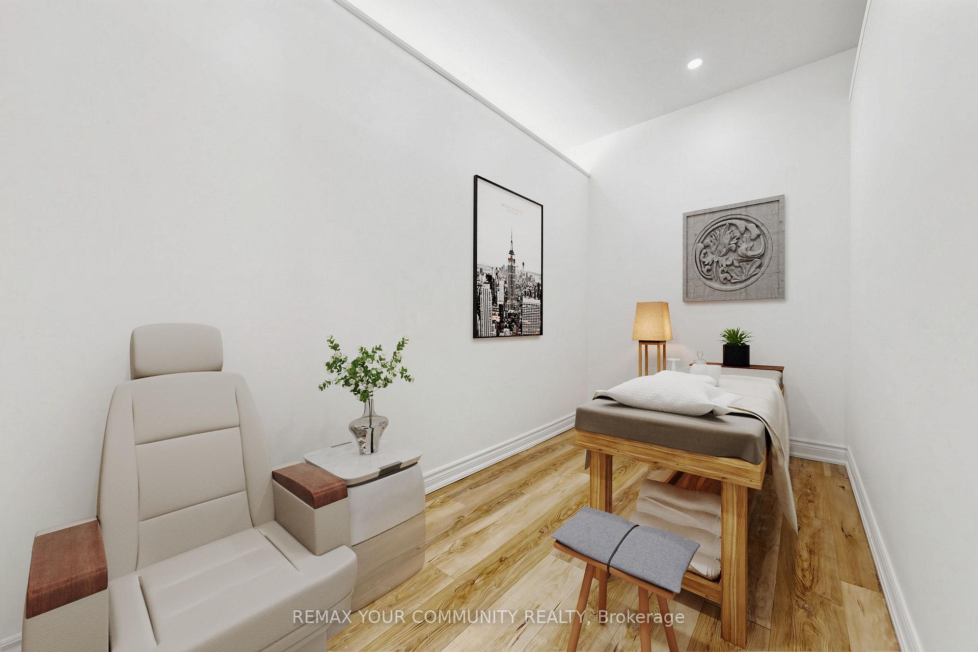 Photo 7 of 2298 Major Mackenzie Drive, Vaughan, Maple — HOMEH