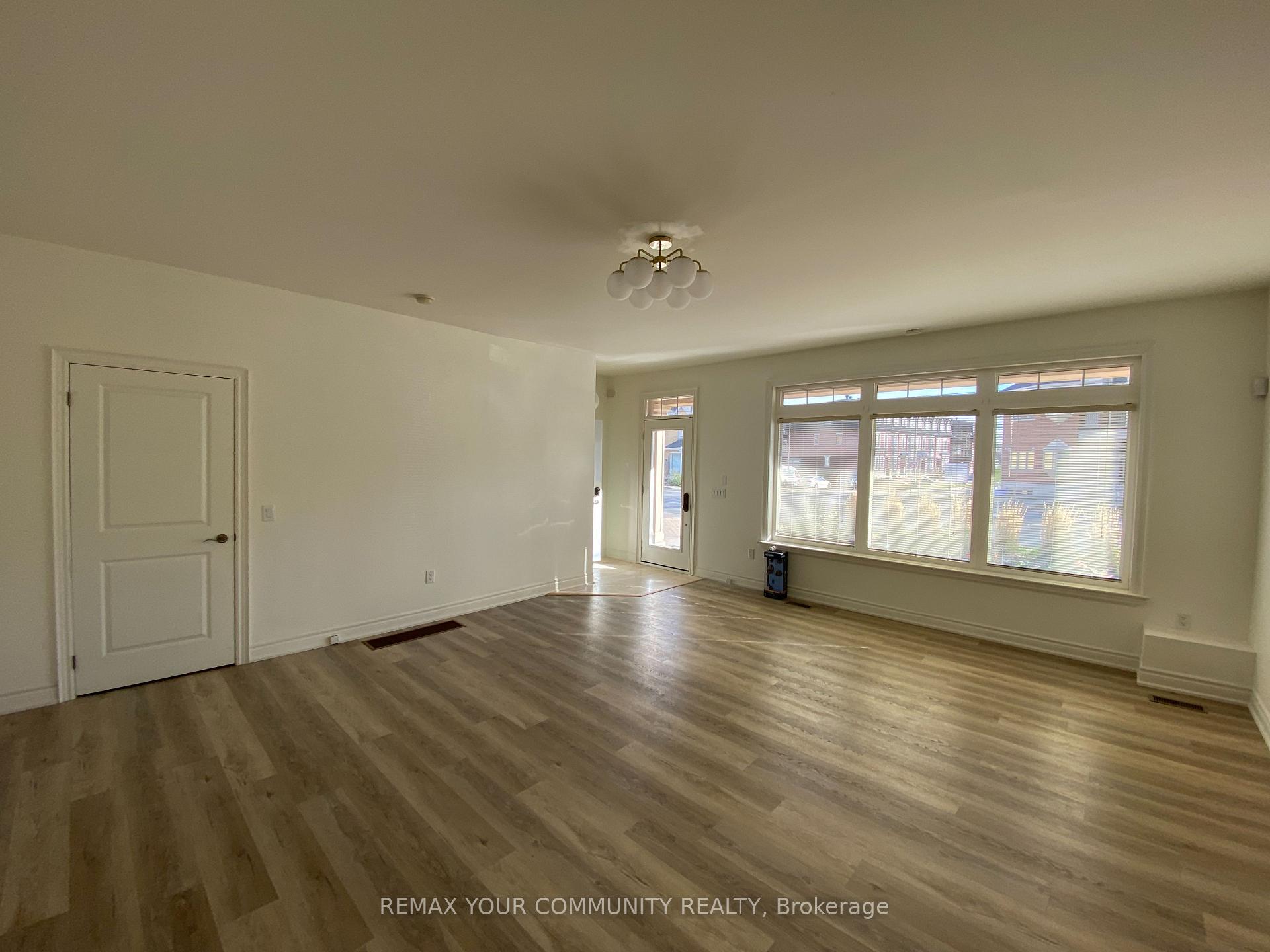 Photo 11 of 2298 Major Mackenzie Drive, Vaughan, Maple — HOMEH