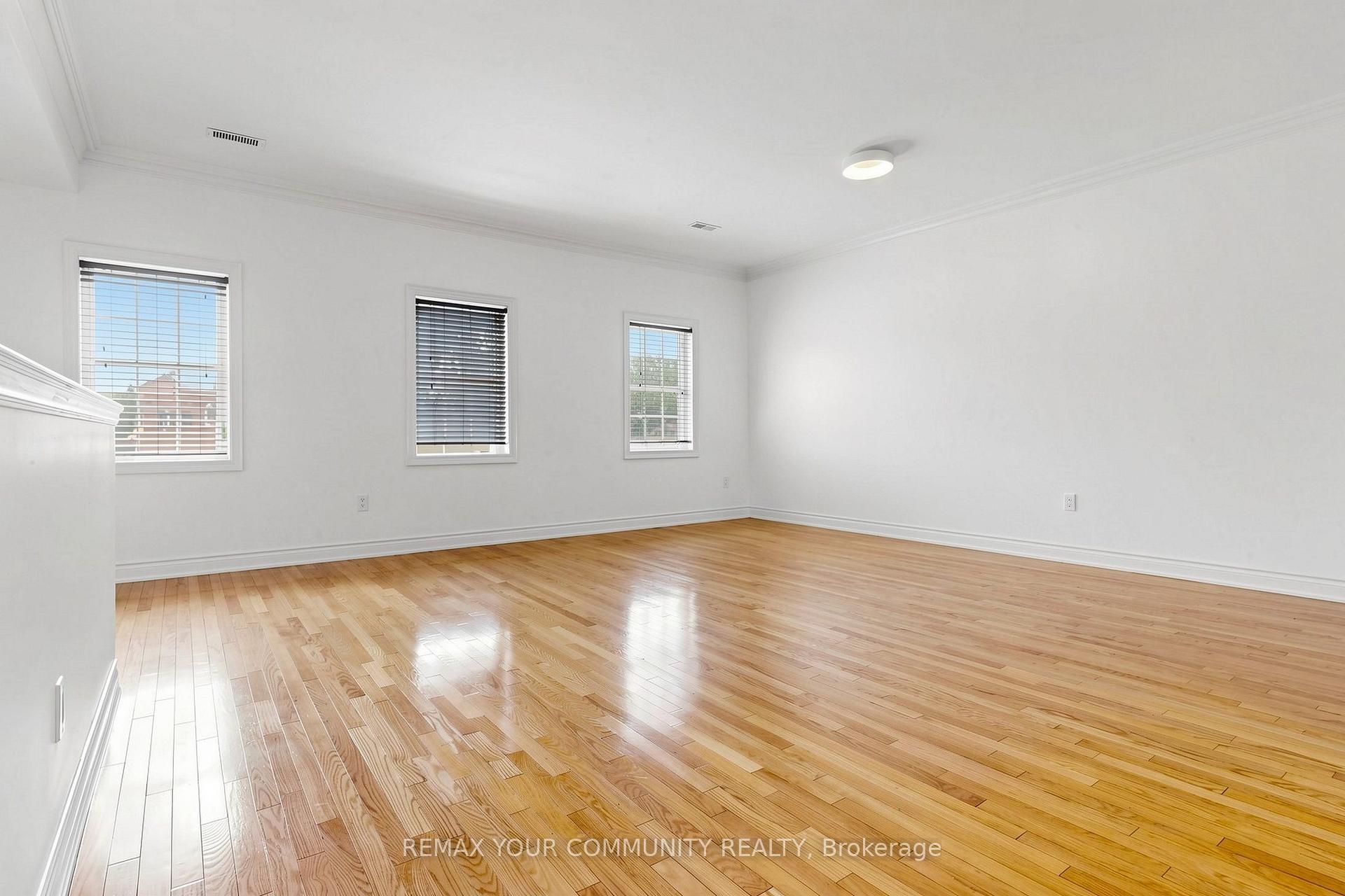 Photo 14 of 2298 Major Mackenzie Drive, Vaughan, Maple — HOMEH