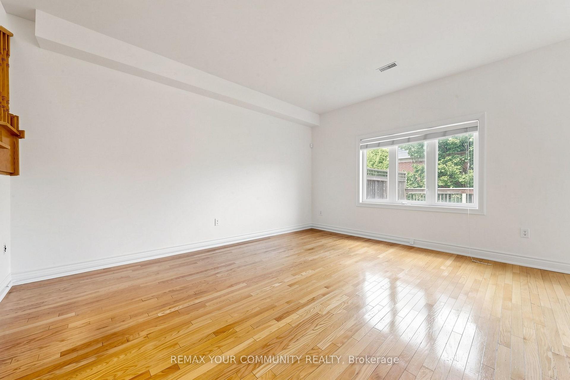 Photo 19 of 2298 Major Mackenzie Drive, Vaughan, Maple — HOMEH