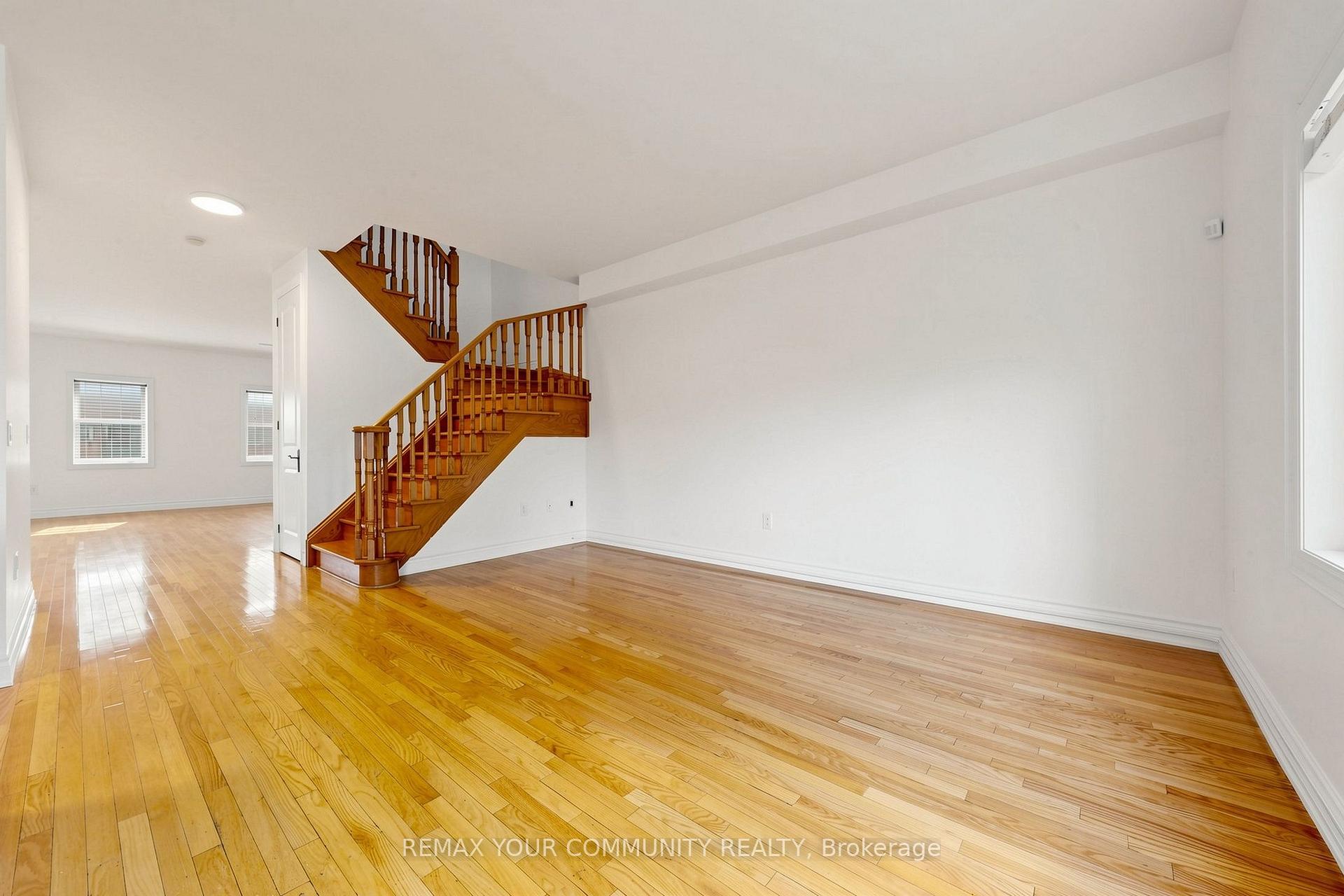 Photo 22 of 2298 Major Mackenzie Drive, Vaughan, Maple — HOMEH