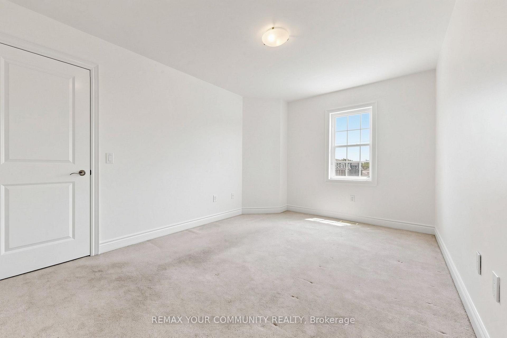 Photo 35 of 2298 Major Mackenzie Drive, Vaughan, Maple — HOMEH