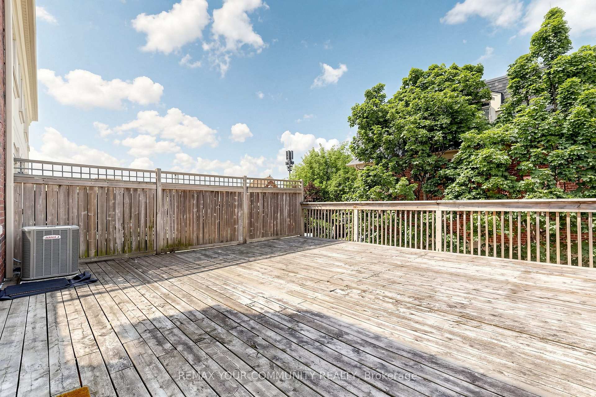 Photo 49 of 2298 Major Mackenzie Drive, Vaughan, Maple — HOMEH