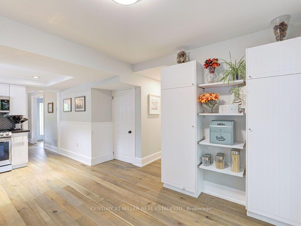Photo 21 of 1007 North Shore Boulevard E, Burlington, LaSalle — HOMEH