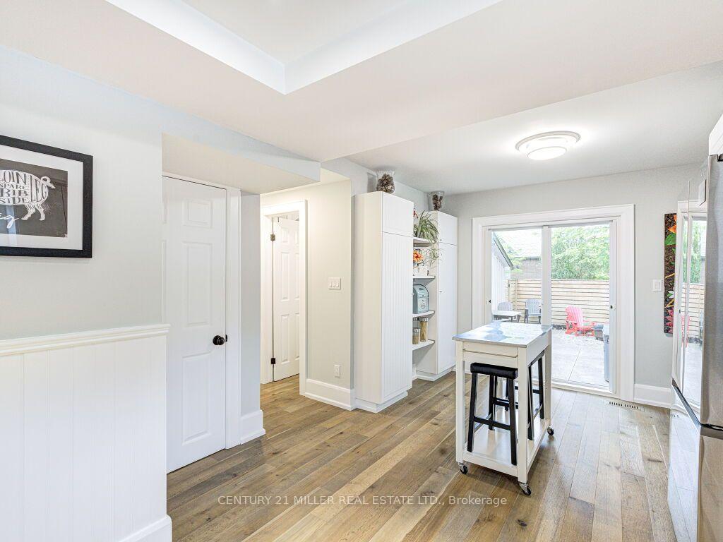 Photo 22 of 1007 North Shore Boulevard E, Burlington, LaSalle — HOMEH