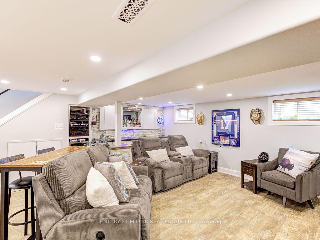Photo 36 of 1007 North Shore Boulevard E, Burlington, LaSalle — HOMEH