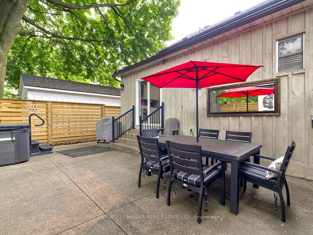 Photo 43 of 1007 North Shore Boulevard E, Burlington, LaSalle — HOMEH